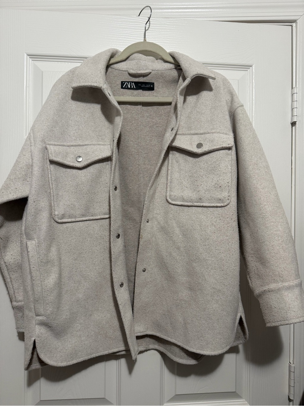 ZARA Light Beige Shirt Jacket with Chest Pockets